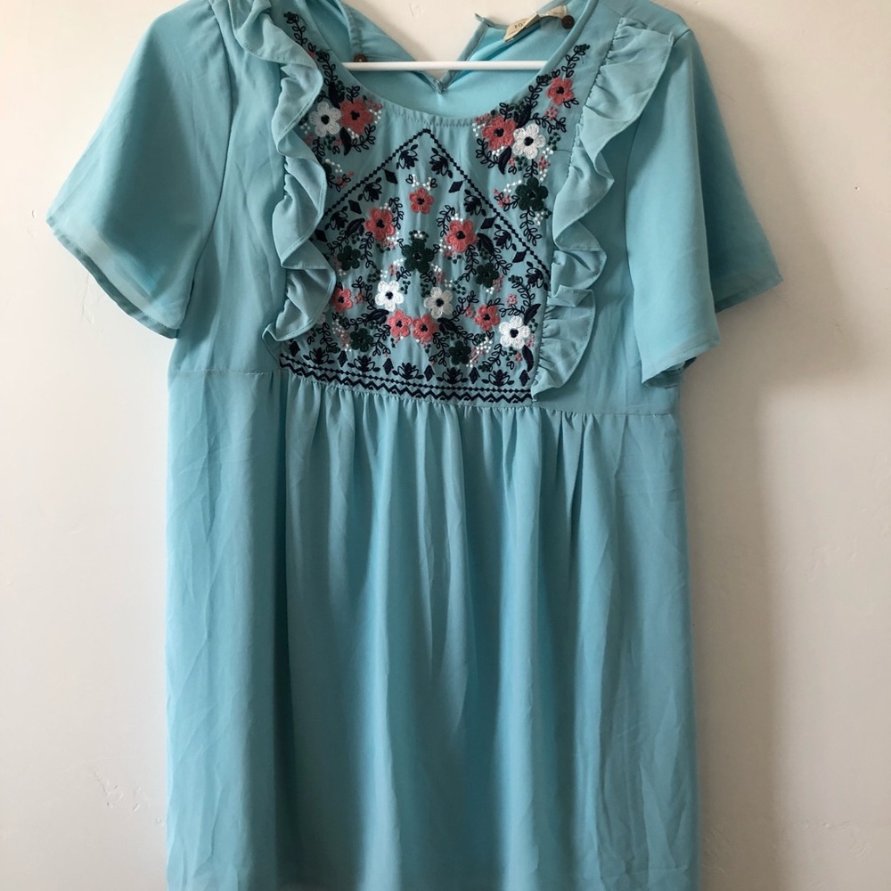 Brand new blue flower flowy blouse